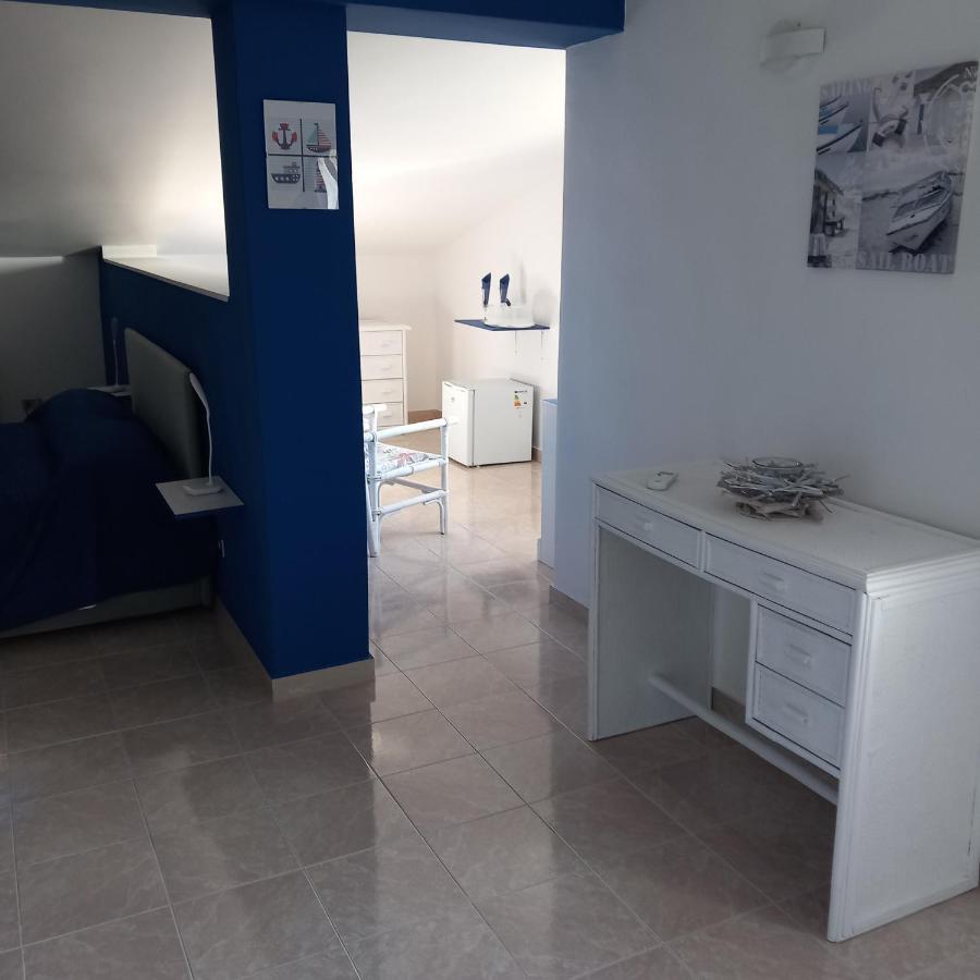 Wendy House Apartament Bari Exteriör bild